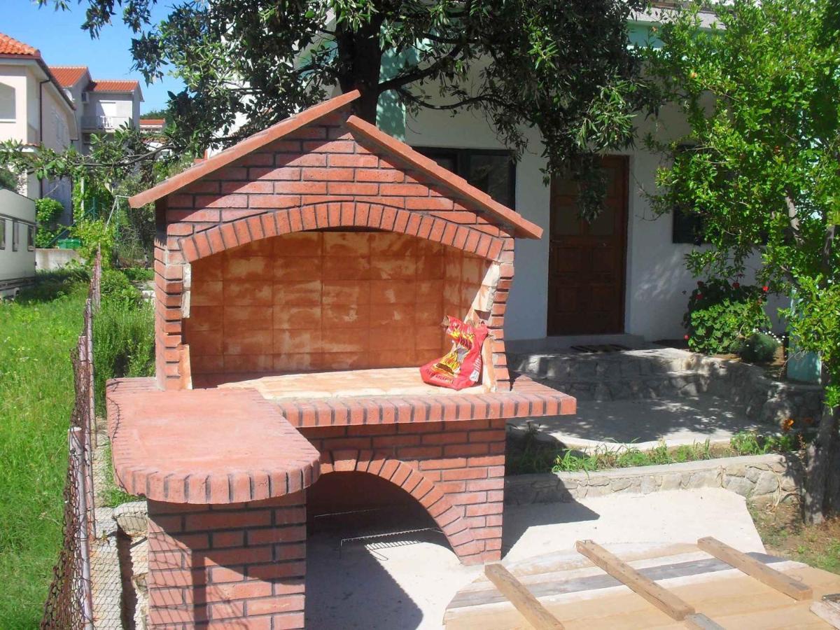 Apartment Lopar 9 Εξωτερικό φωτογραφία